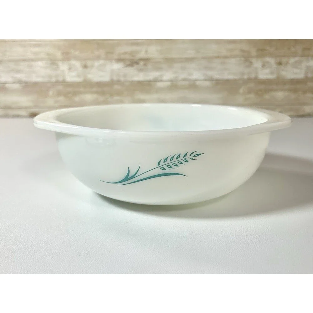 Vintage Pyrex 1.5 QT Turquoise Blue Wheat 023 Round Casserole Dish w/ Lid